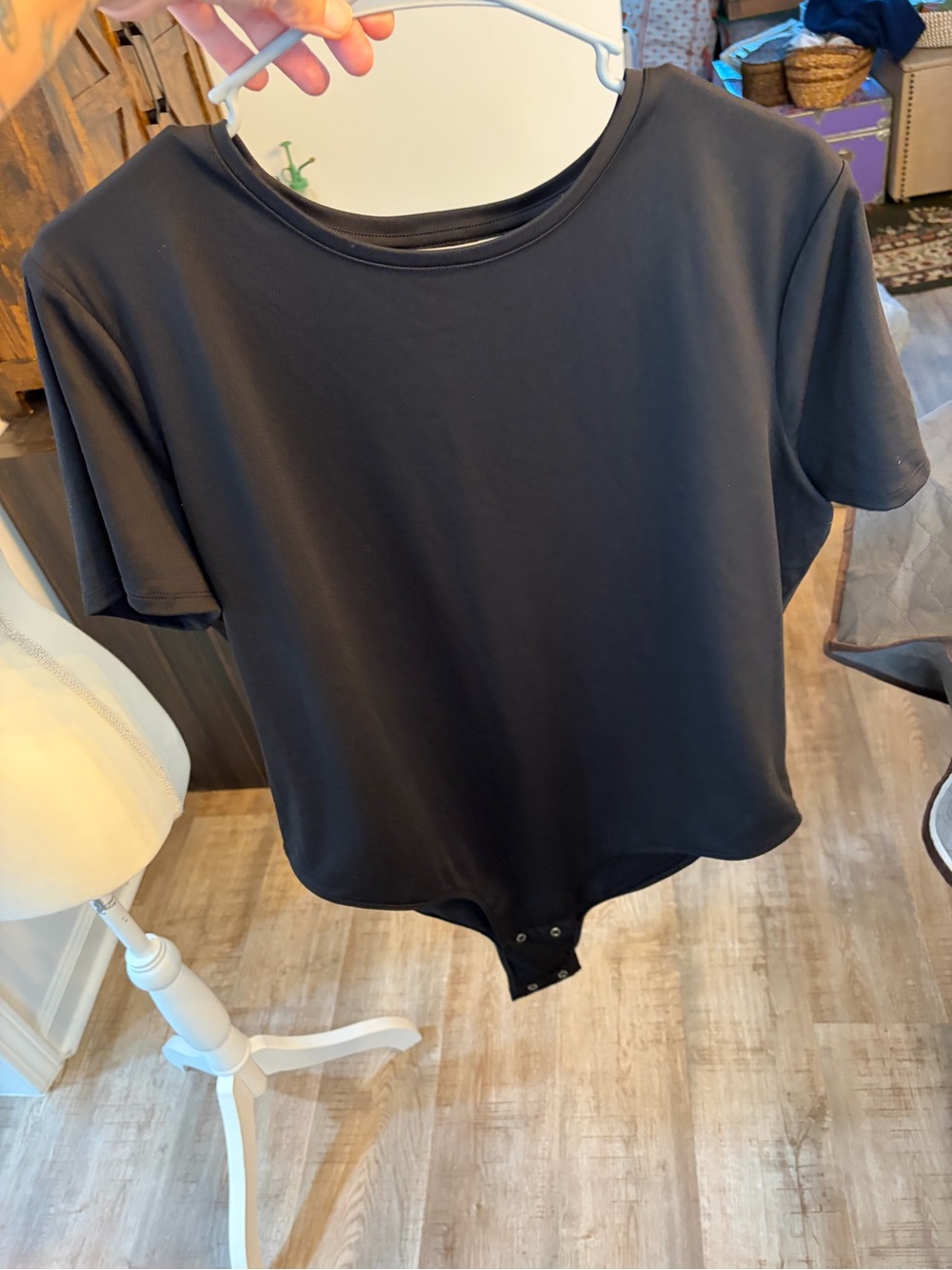 Time and Tru Black Short-Sleeve Bodysuit never worn